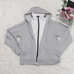 7313 コムサイズム ジップアップパーカー カジュアル シンプル 無地 グレー