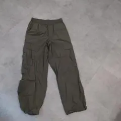 UNIQLO カーゴパンツ カーキ