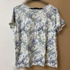 ユニクロコラボＴシャツ(花柄)のサムネイル
