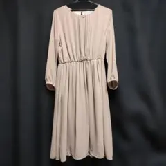 GLACIER グレージュ 長袖ひざ丈ワンピース