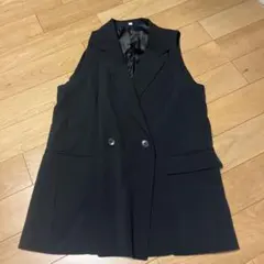黒　ダブルボタンノースリーブベスト　ジレ