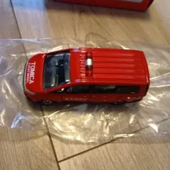 トミカイベントモデルの「NO.30 三菱 デリカD:5 消防指揮車」