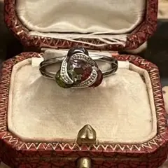 英国　イギリス　ヴィンテージ　マルチカラー　3石　銀色　指輪　リング　11号