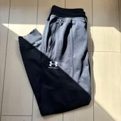 UNDER ARMOUR ジョガーパンツ　メンズ　ブラック