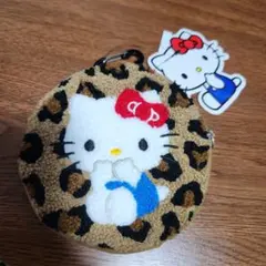 ハローキティ ヒョウ柄ポーチ