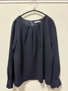 ネイビー 前面タックデザイン シャツ