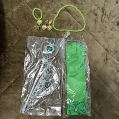 緑色のアクセサリーセット
