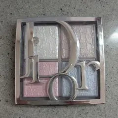 Dior バックステージグロウマキシマイザーパレット 002