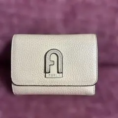 Item thumbnail for item e5252335-3fd3-49ff-8920-9c9a63de841b