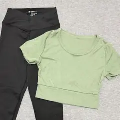 【L】ヨガウェア クロップド美背中トップ＆クロスウエストレギンスセット
