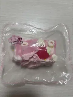 Kikisquishy スクイーズ イチゴ ケーキ M おまけ付き