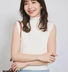 basement online タートルネックノースリーブニット ホワイト