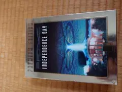 【希少品】インデペンデンス・デイ　スクリーンプレイ ※DVD付き 希少品】インデペンデンス・デイ スクリーンプレイ ※DVD付き - メルカリ