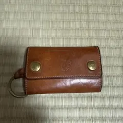 イルビゾンテ　IL BISONTE キーケース 鍵