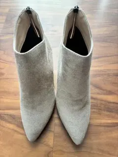 ヒール　22.5cm ベージュ