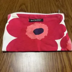 marimekko ウニッコフラワーパターン ポーチのサムネイル