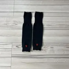 サッカーソックス 黒 ロゴ入り 2点セットとシャツ、パンツ