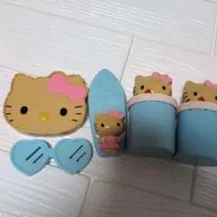日焼けキティ キャラクターグッズ