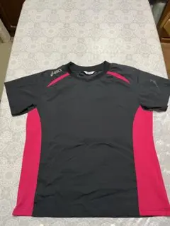 asics 半袖Tシャツ ブラック/ピンク