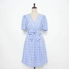 美品 DKNY チェック柄カシュクールワンピース ライトブルー S*QD695のサムネイル
