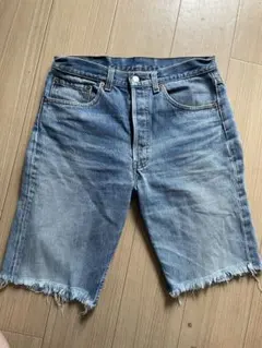Levi's 501 カットオフ デニムショートパンツ W32のサムネイル