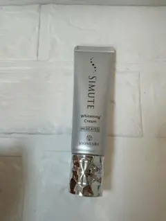 SIMUTE シミュート 薬用美白クリーム 30g 医薬部外品 - メルカリ