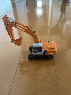 HITACHI EX200 Landy ショベルカー模型です。値下げです。のサムネイル