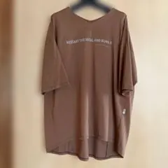 【美品】ayane Vネック Tシャツ　38のサムネイル