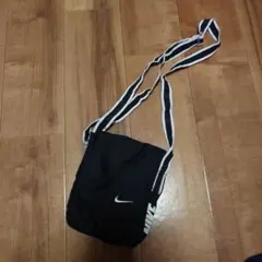 NIKE ショルダーバッグ ブラック