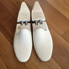 Item thumbnail for item ccaa7aeb-4fa1-4ab2-a310-b871a29e5a3a