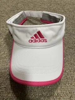 adidas ホワイト ピンク バイザー