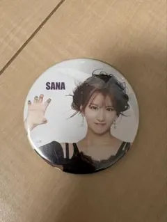 TWICE サナ　缶バッチ　バラ可 TWICE THIS IS FOR サナ 缶バッジポーチと缶バッジ - メルカリ