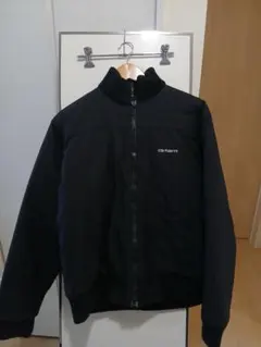 美品Carhartt ブラック ジップジャケットSizeLargeのサムネイル