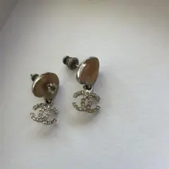 CHANEL ヴィンテージココマーク ラインストーン ピアスのサムネイル