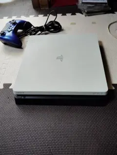 ソニーPS4本体、黒白カラー