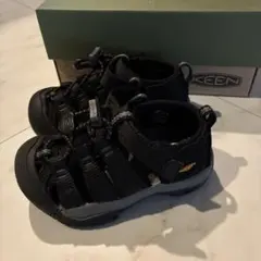 keen ニューポートh2 キッズ 15㎝　サンダル ブラック