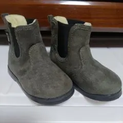 Item thumbnail for item c76ff963-8d76-425e-b145-18db9763cb56