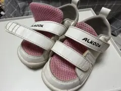 Item thumbnail for item 3c83be20-d85c-4cb2-84c1-c0d31472db4a