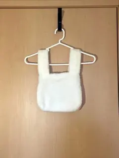 ふわふわ 白うさぎみたいなバッグ