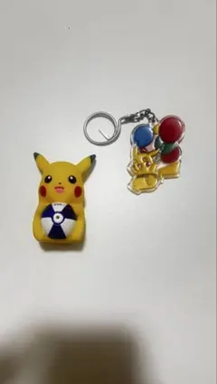 ANAポケモンジェット そらをとぶピカチュウ キーホルダー - メルカリ