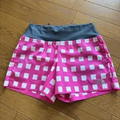 THE NORTH FACE ランニングショートパンツ ピンクのサムネイル
