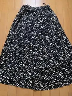 UNIQLO 黒と白の水玉模様 ロングスカート M