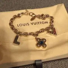 Item thumbnail for item 5203d489-c9bf-44b6-8ef0-5f8ab9413673