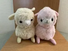 アルパカ型ぬいぐるみ クリーム色とピンク