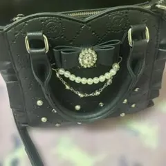 Rale様眞白ありすブラックサッチェルバッグと青木美沙子スマホ 