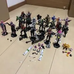 仮面ライダー　装動　創動　まとめ売り　アーマー含む23点セット 仮面ライダー 装動 創動 まとめ売り アーマー含む23点セット - メルカリ
