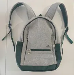 adidas グレー✕グリーン　ラインデザインリュック