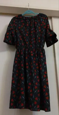 GU ワンピース　半袖　未使用　Mサイズ
