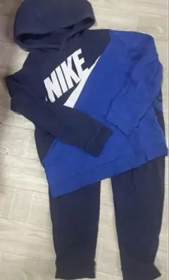 NIKE フード付きスウェットパンツセット