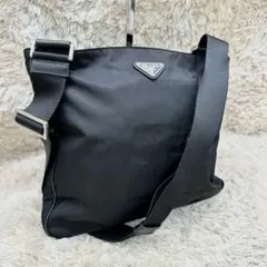 【極美品】PRADA ブラック ショルダーバッグ 三角ロゴ テスートナイロン